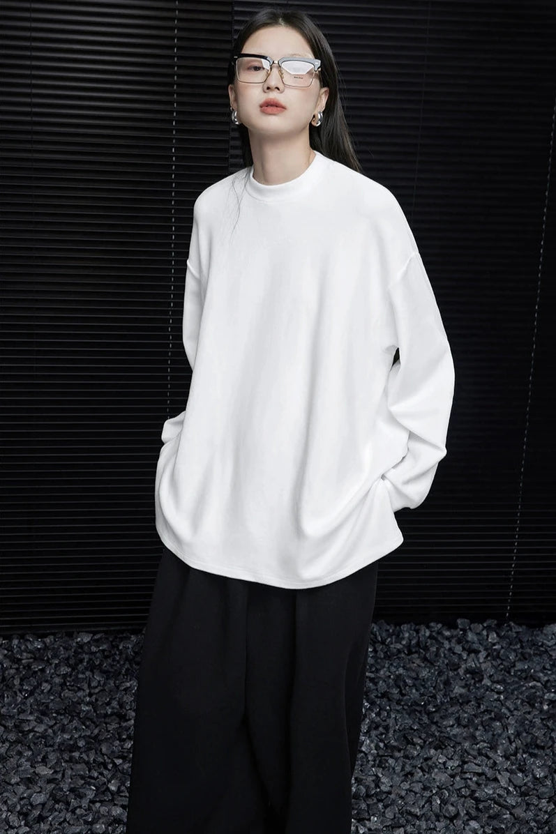 Simple modern white long sleeve T-shirt B3481