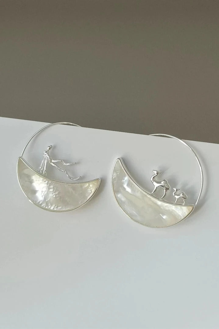 S925 Natural White Shell Earrings B3492