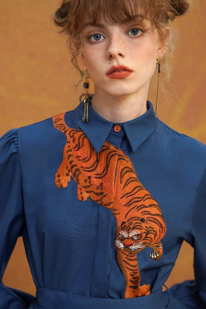 Twin tiger embroidered blue dress B3368