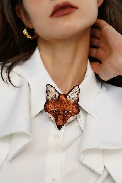 Elegant Fox Embroidery Tie B3371