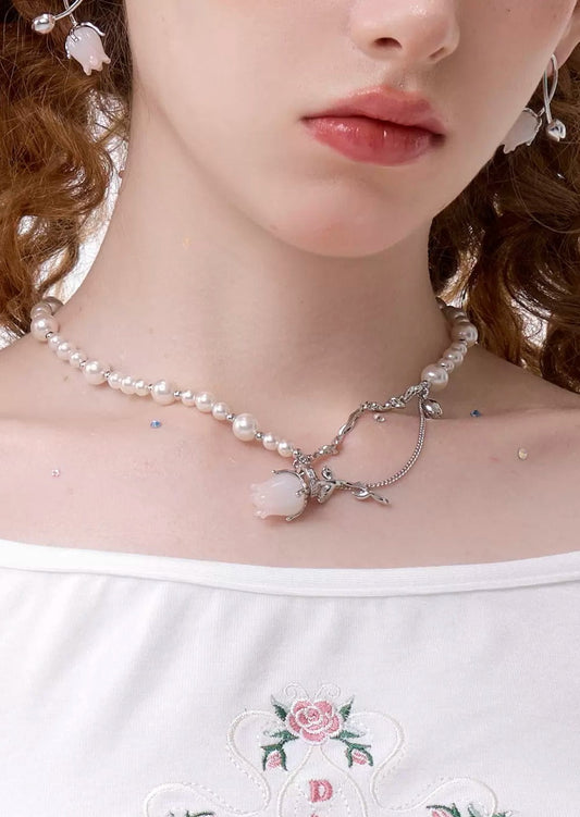 Summer Tulip Pearl Necklace B3089