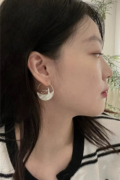 S925 Natural White Shell Earrings B3492