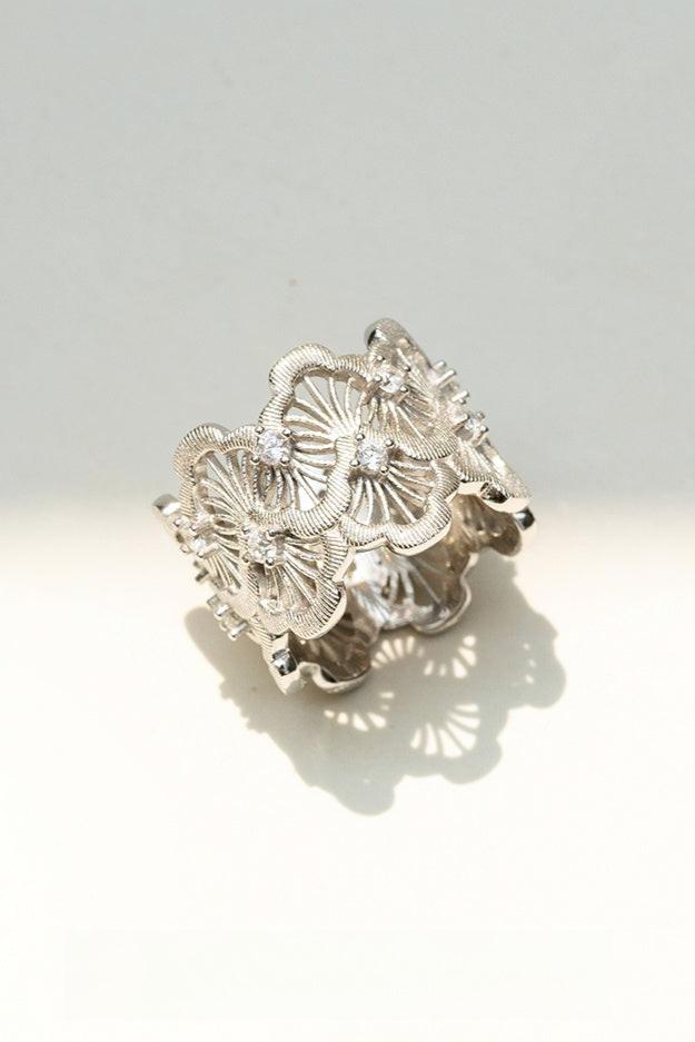 S925 Curved Flower Design Ring B3345