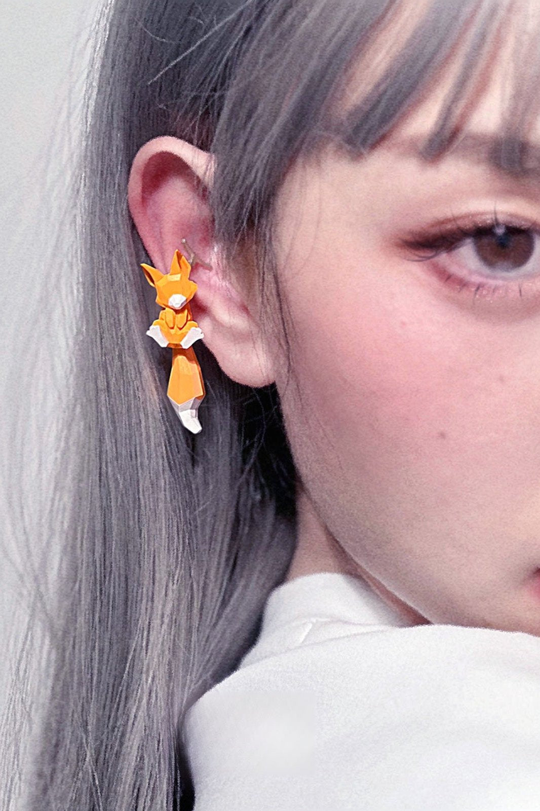 Little Fox Asymmetrical Color Ear Cuff B3408