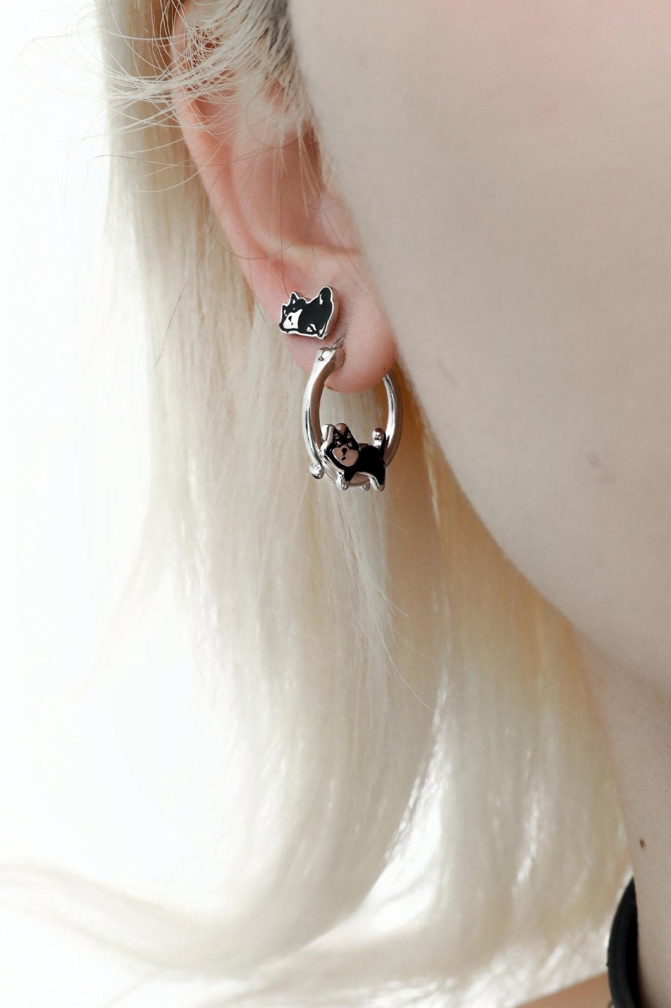 Sweet Cool Husky Hoop Earrings B3464